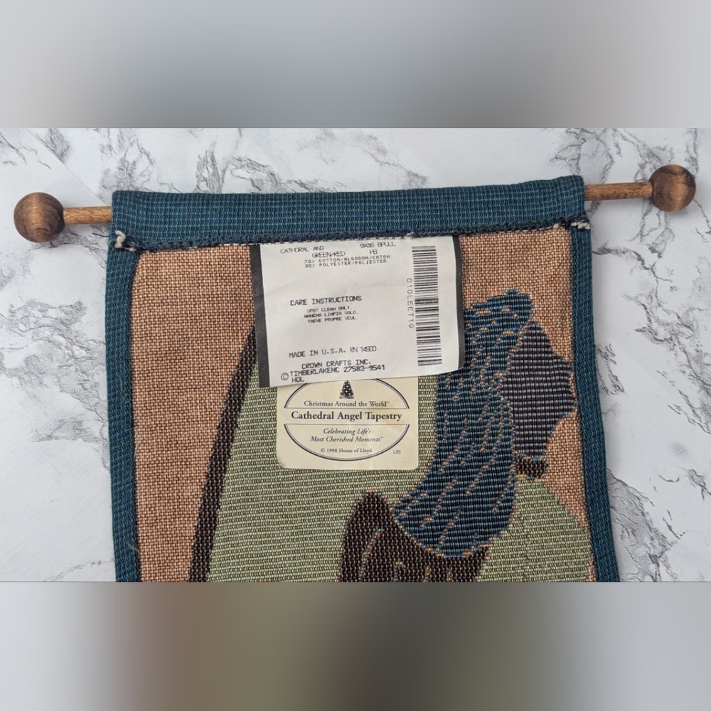 Christmas Around The World Cathedral Angel Tapestry With Dowel - Picture 8 of 15